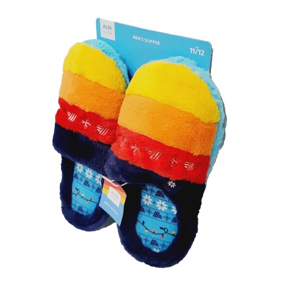 ALDI GEAR 2023 Men's Rainbow Holiday Plush Logo Slippers Limited Ed, Size 11/12 - Picture 3 of 8